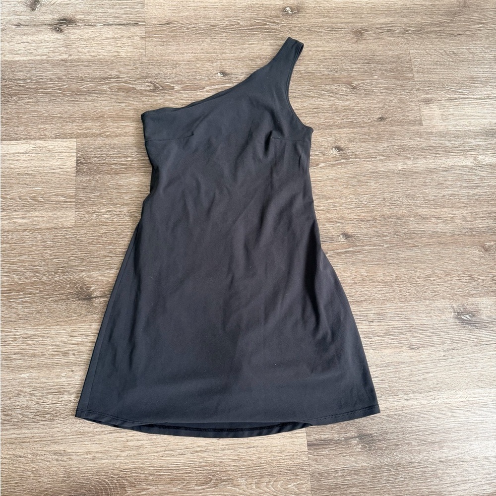 Abercrombie & Fitch Black One-Shoulder Dress